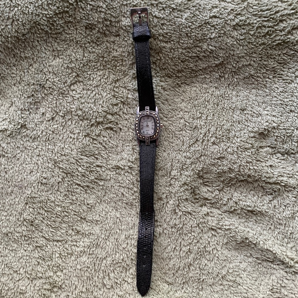 Ladies petite vintage Judith Jack mother of pearl watch
